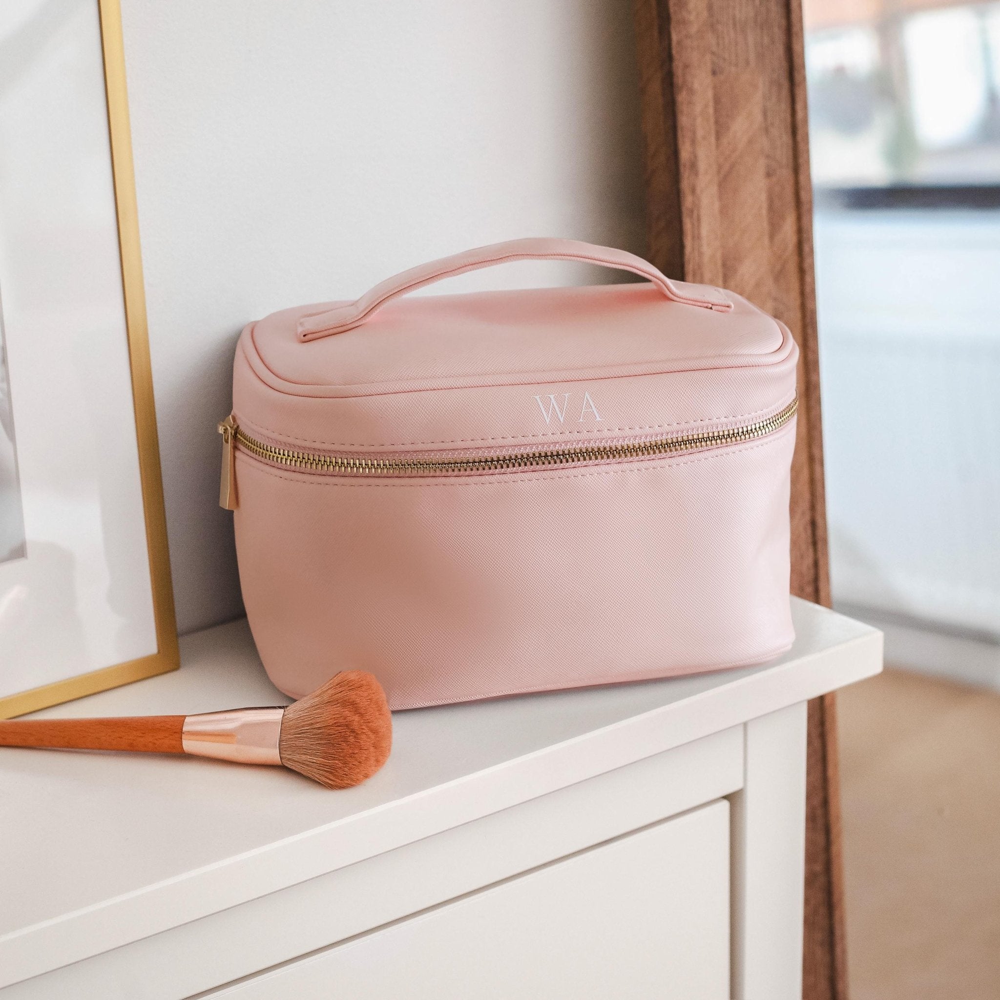 Personalised Makeup Bag for Women & Girls - Vanity Bag Makeup Pouch for Travel - Jessica Hollie GiftsAccessory