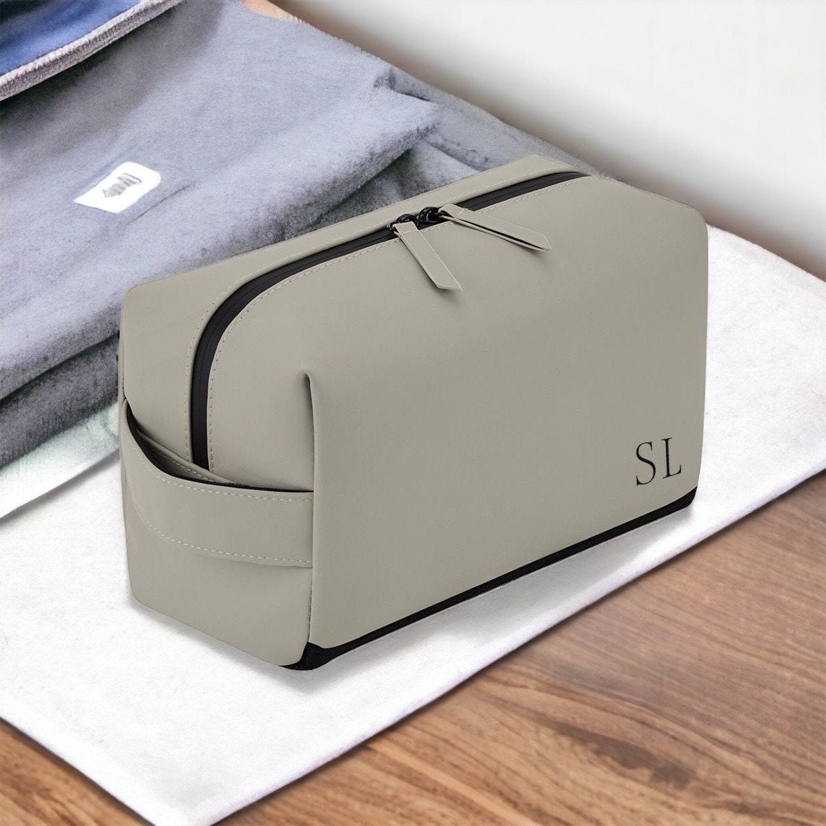 Personalised Toiletry wash bag, Initials bag with monogram, Cosmetic Makeup Bag, Toiletry Bag, Vegan Bag for Bridesmaid, Fathers day bag - Jessica Hollie Gifts