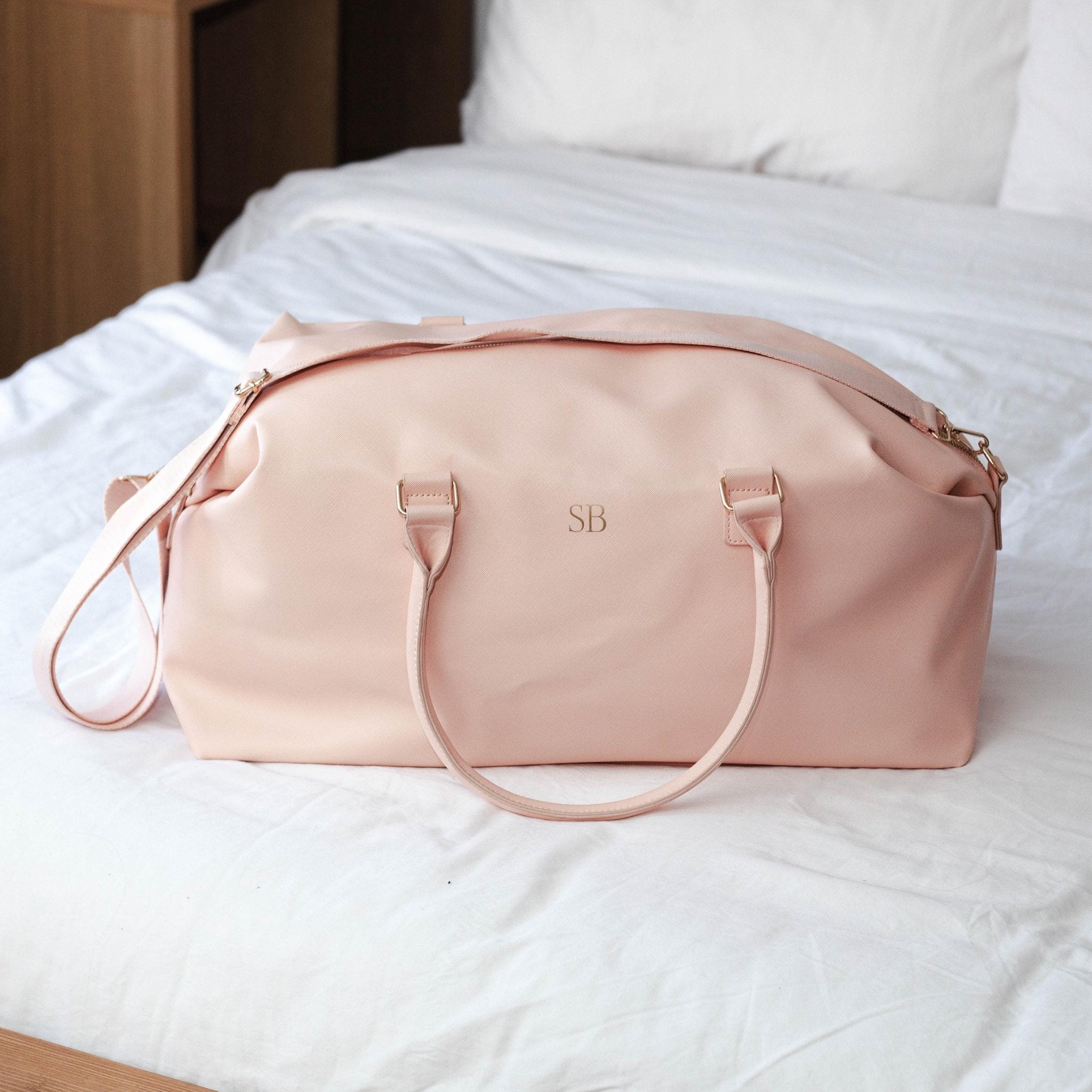 The Ultimate Weekend Bag – Perfect for Getaways - Jessica Hollie GiftsBag