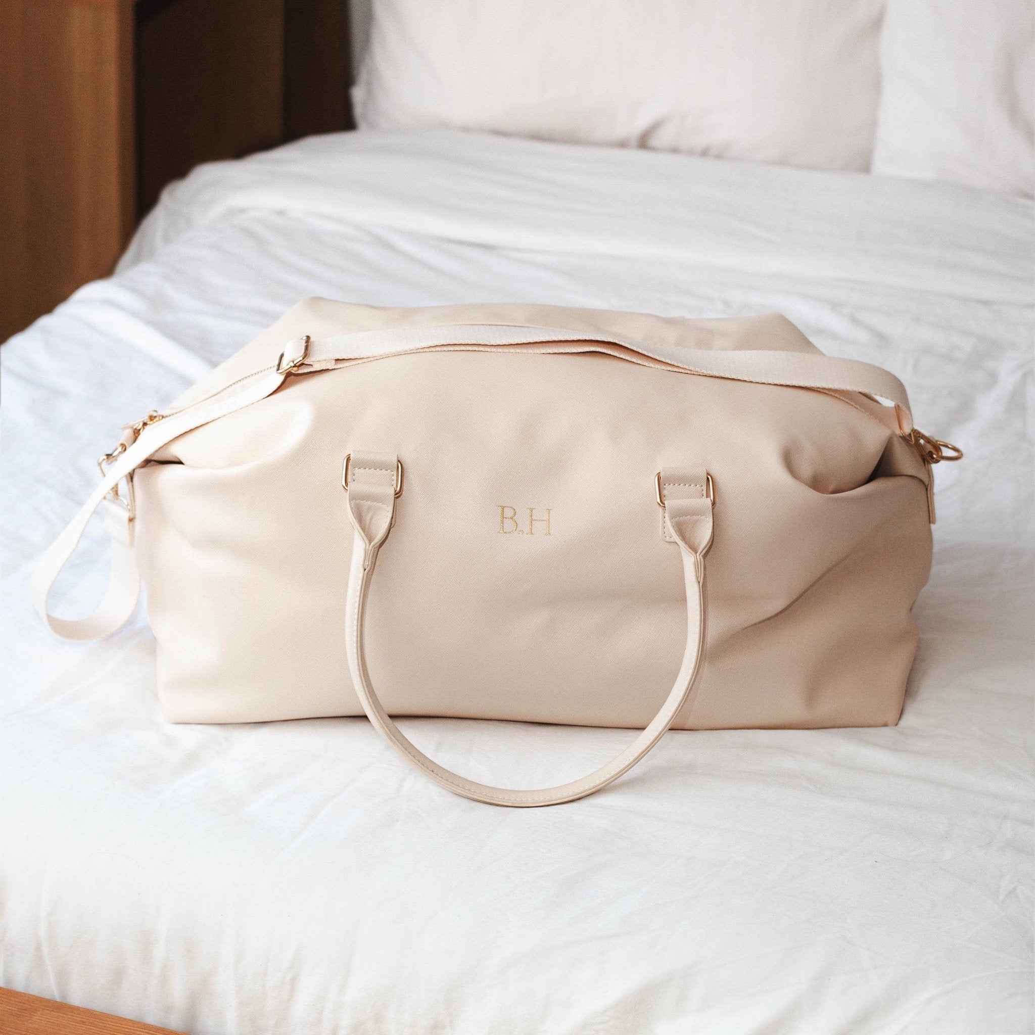The Ultimate Weekend Bag – Perfect for Getaways - Jessica Hollie GiftsBag